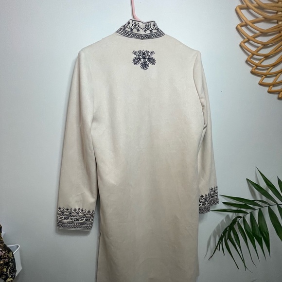 Solitaire Cardigan - Picture 4 of 7